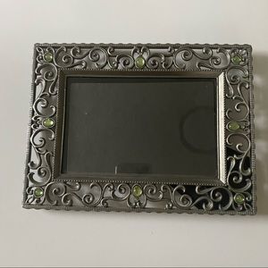 EUC vintage style frame with green gems